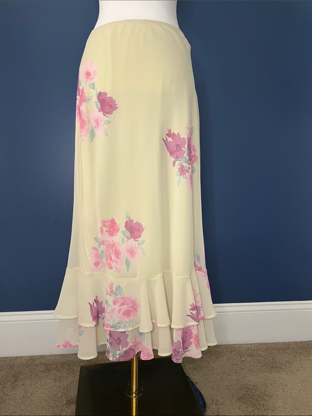 Wild Fable, sheer Floral Ruffle Hem Midi Skirt - Beige with Pink Floral, sz M